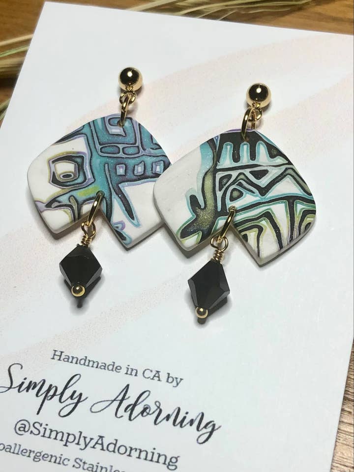 Brincos de Gota Geométrica Polymer Clay Summer com Cristal por atacado de Simply Adorning