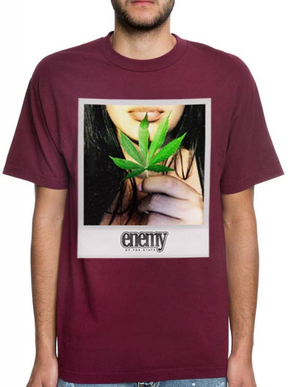 Le cannabis pour la vente par Enemy Of The State