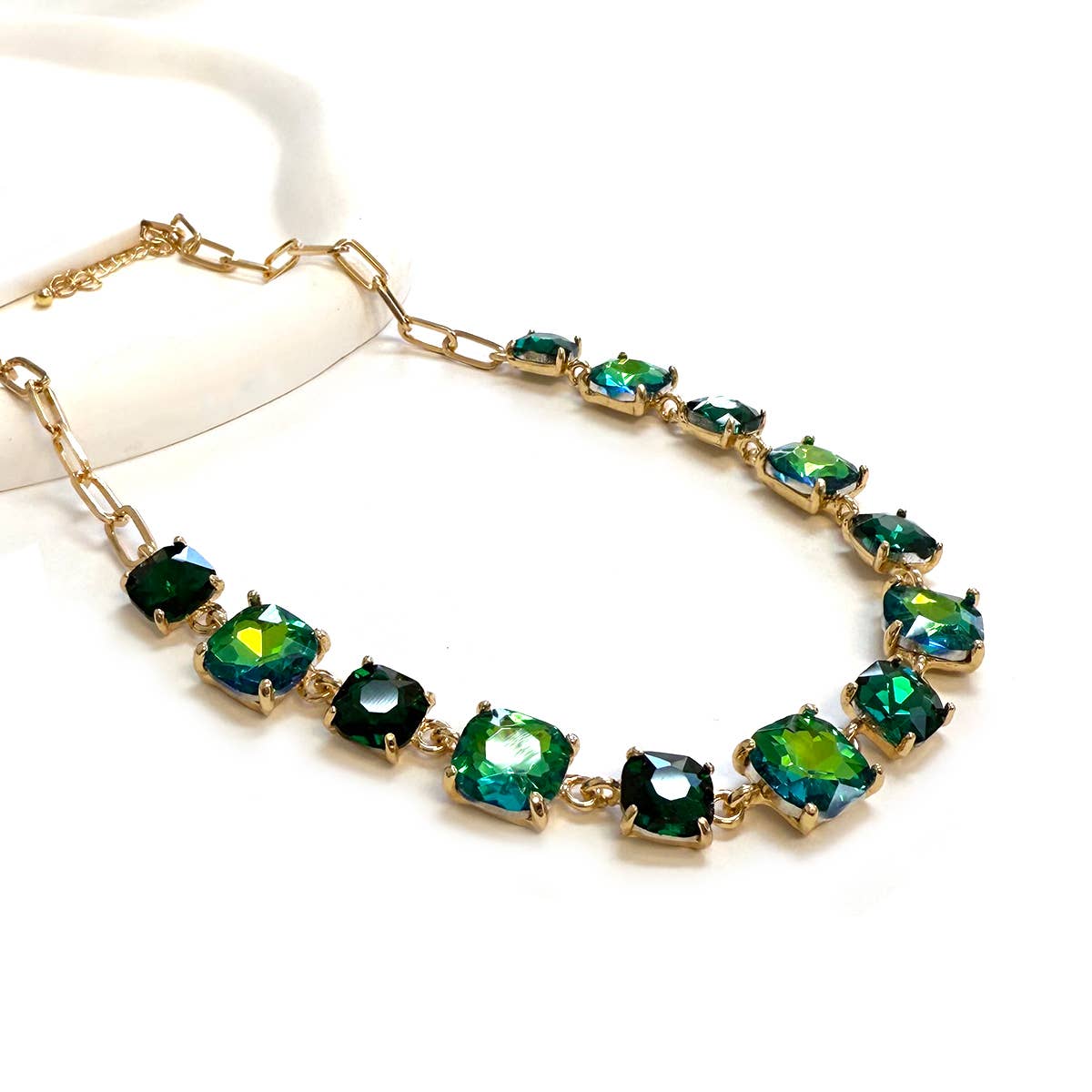 StarryNYC - Vente Collier maille et chaîne - Collier à chaîne à maillons en cristal carré en verre taillé en coussin32