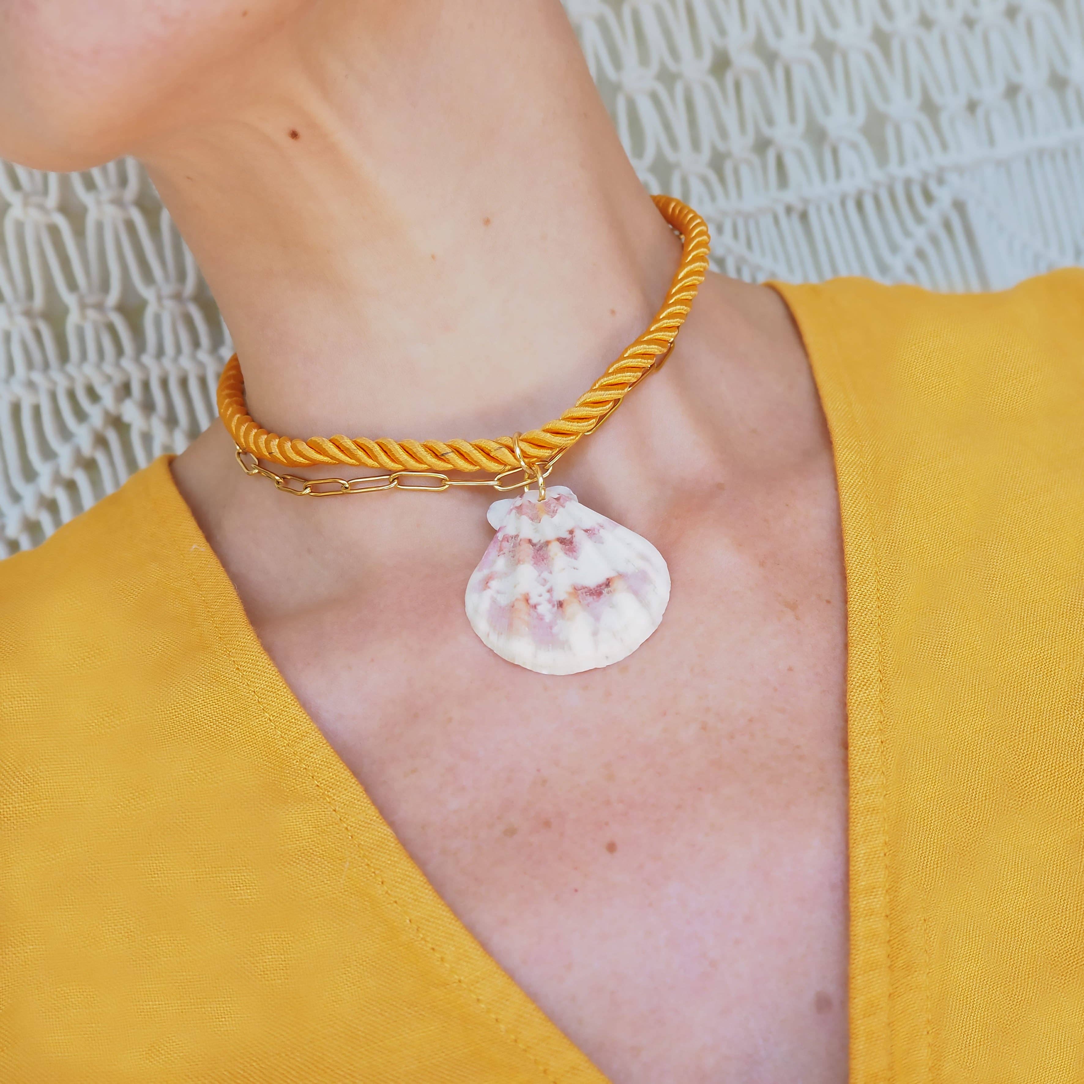 CIAO.STUDIOS - Wholesale Pendant/Charm Necklace - SHELLDEALER NECKLACE3