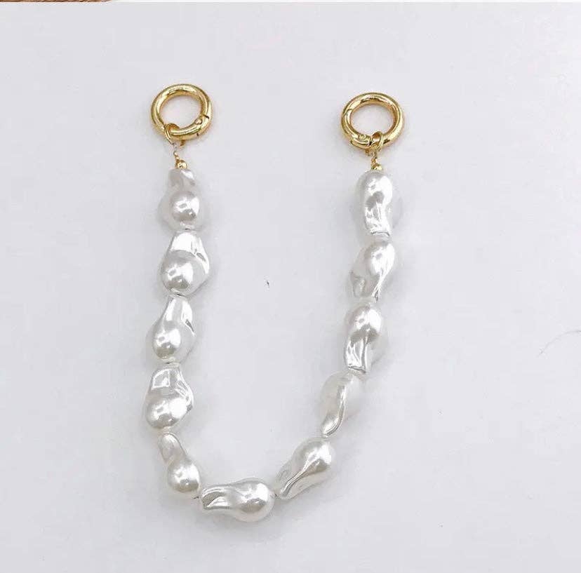 Short Pearl PHONE STRAP for wholesale on Faire4
