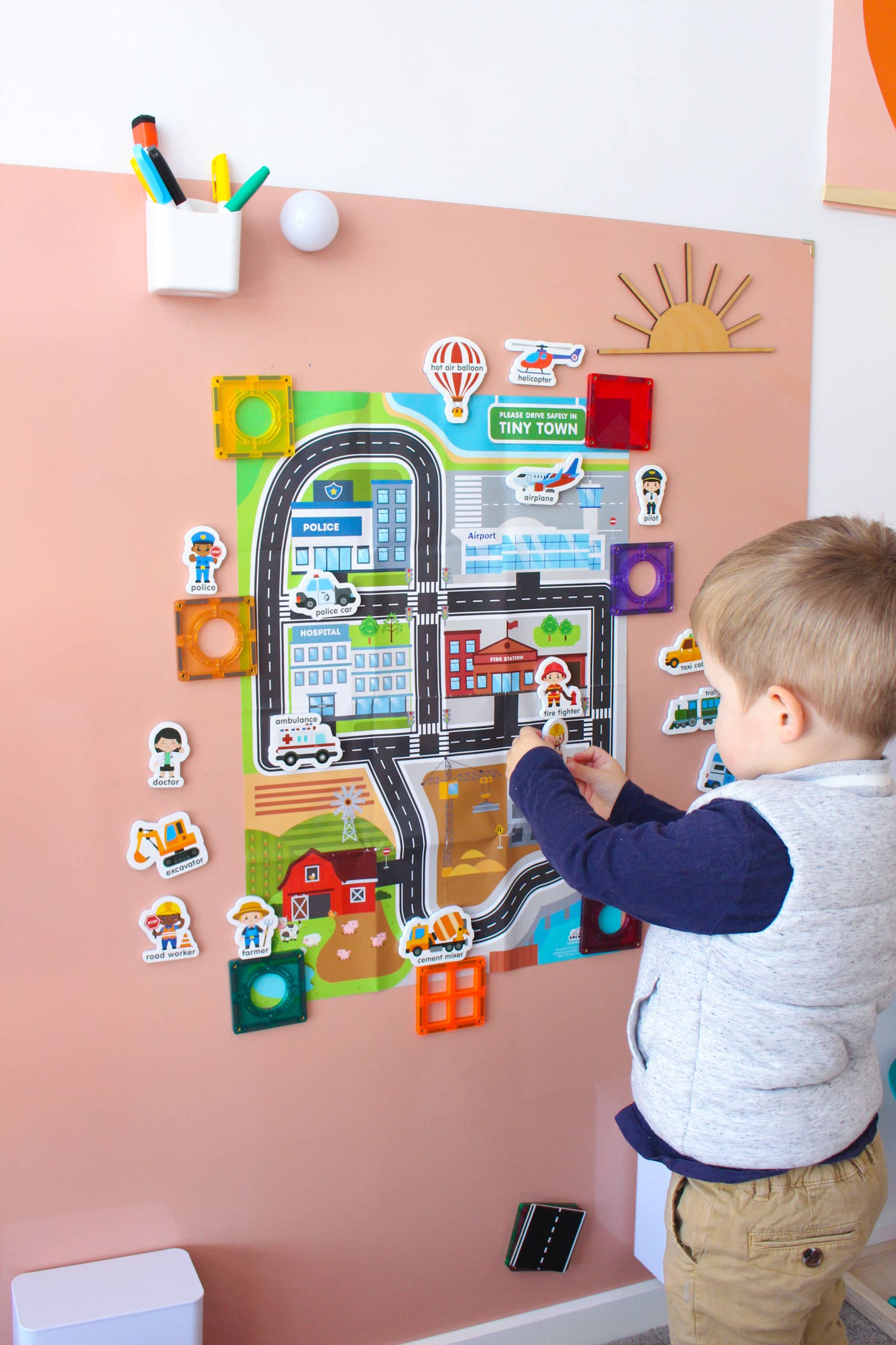 Curious Columbus - Wholesale Toy Set - Kids - Magnetic Vehicles and Professions11