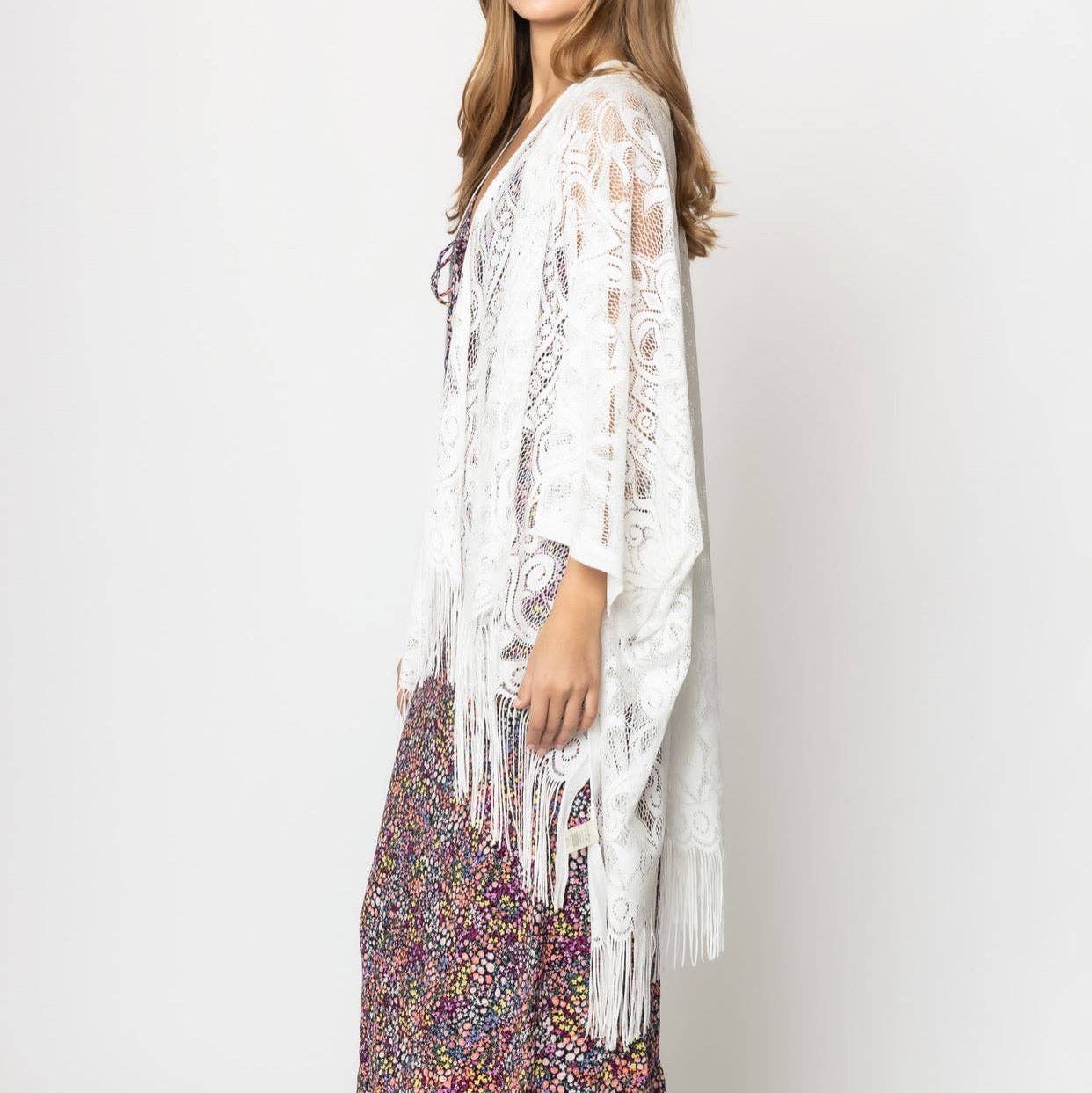 Ellison+Young - Vendita all'ingrosso Kimono - Donna - Elegante kimono con frange in pizzo7