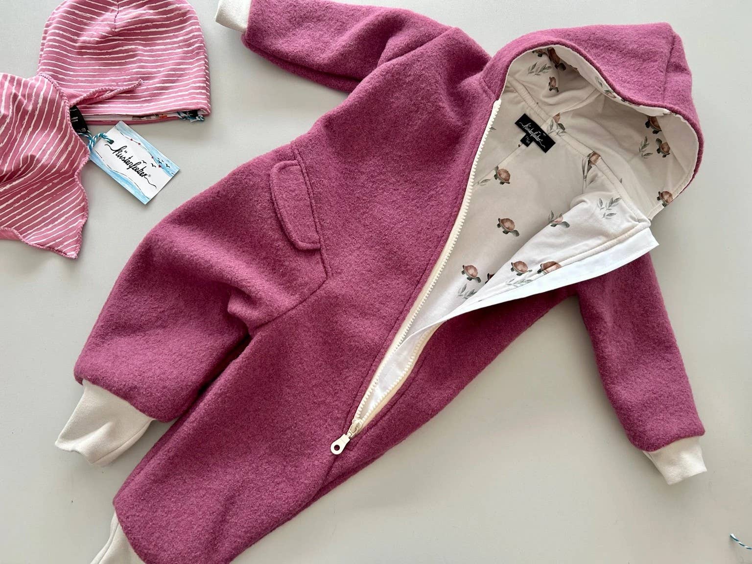 Walkoverall Beach Runner – Berry with Turtle Food for wholesale on Faire7