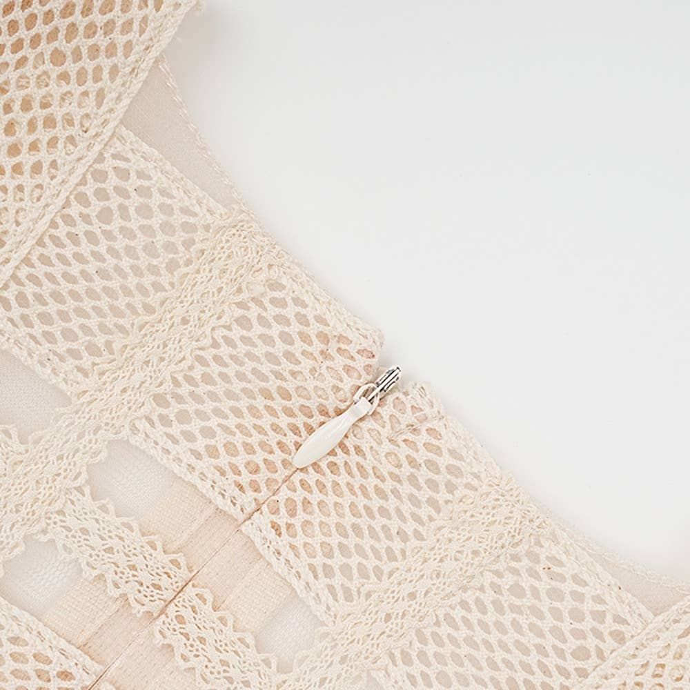 Couleur comme sur les photos Robe sans manches à col en V avec broderie florale à la main DR586Y en vente sur Faire11