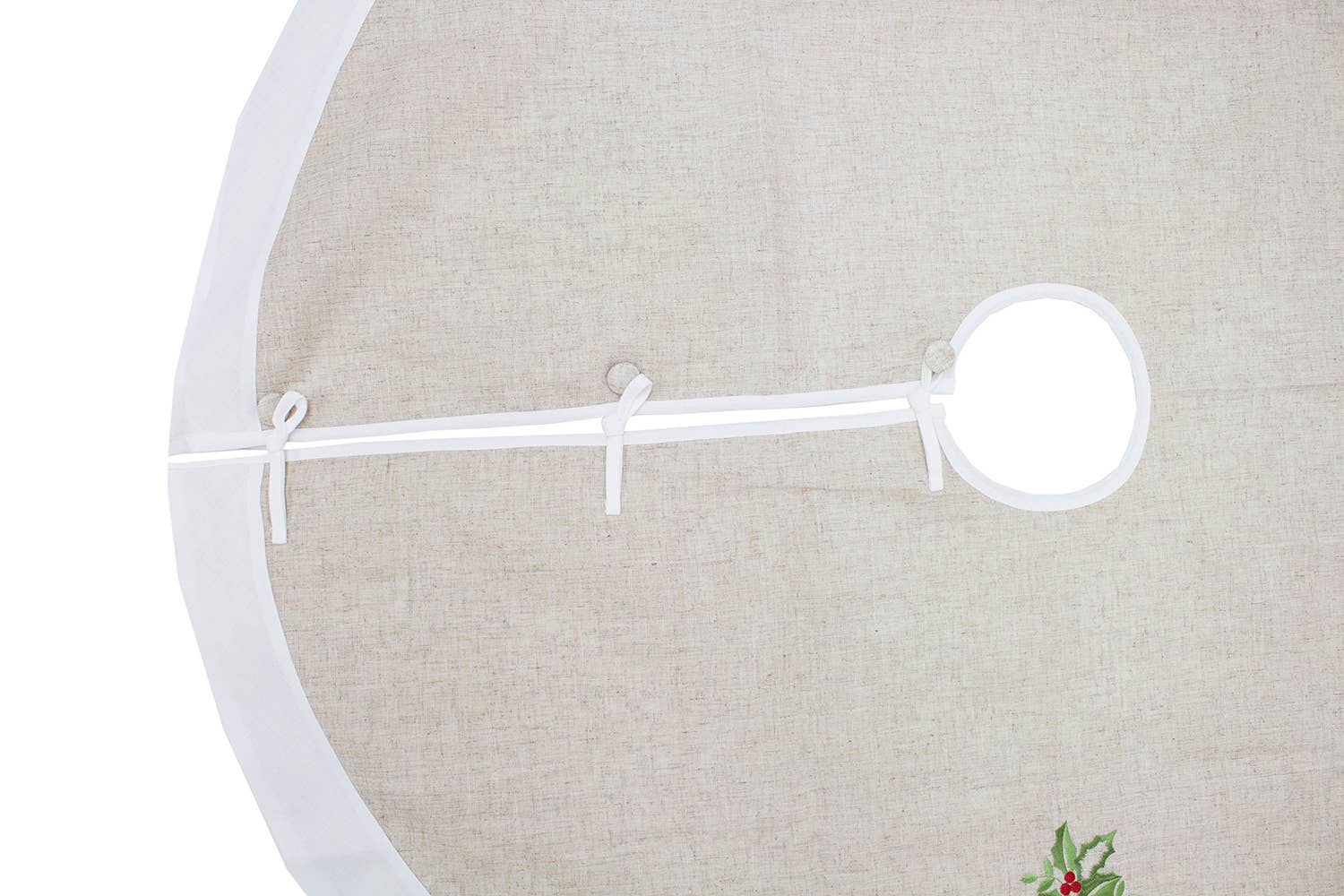 Fennco Styles - Wholesale Tree Skirt - White & Natural Embroidered Holly 53" Christmas Tree Skirt4