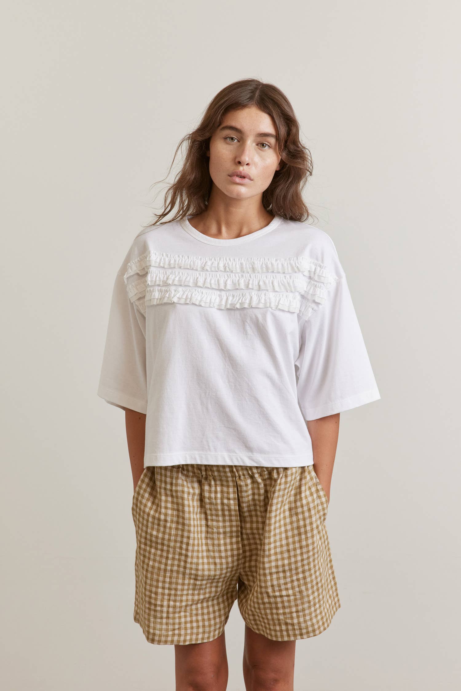 White Ruffled half-sleeve cotton T-shirt for wholesale on Faire1