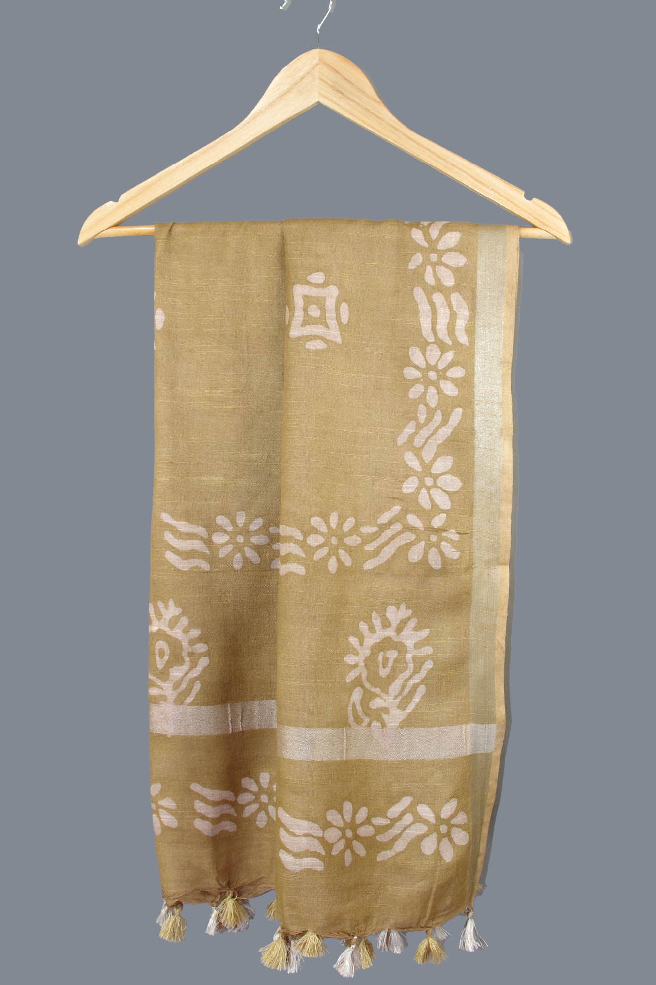 Kantha Decor – wholesale Scarf – Women's – Linen Scarf / Stole with Tussle  - Golden Batik Print0