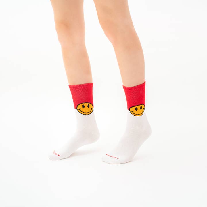 Hippy Feet - Wholesale Socks - Unisex - Smiley Crews1