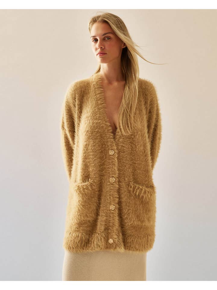 Nenya Fashion Limited – wholesale Cardigan – Women’s – Safira Fluffy Yarn Cardigan1