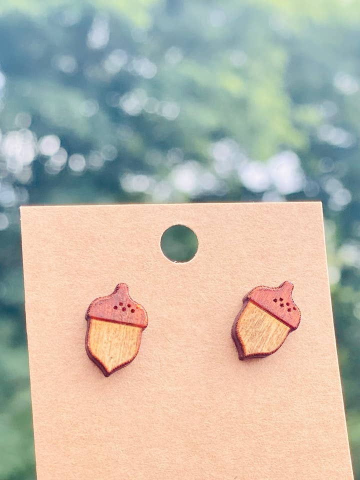 Eichel-Nieten für den Großhandel von The Rustic Rose, LLC