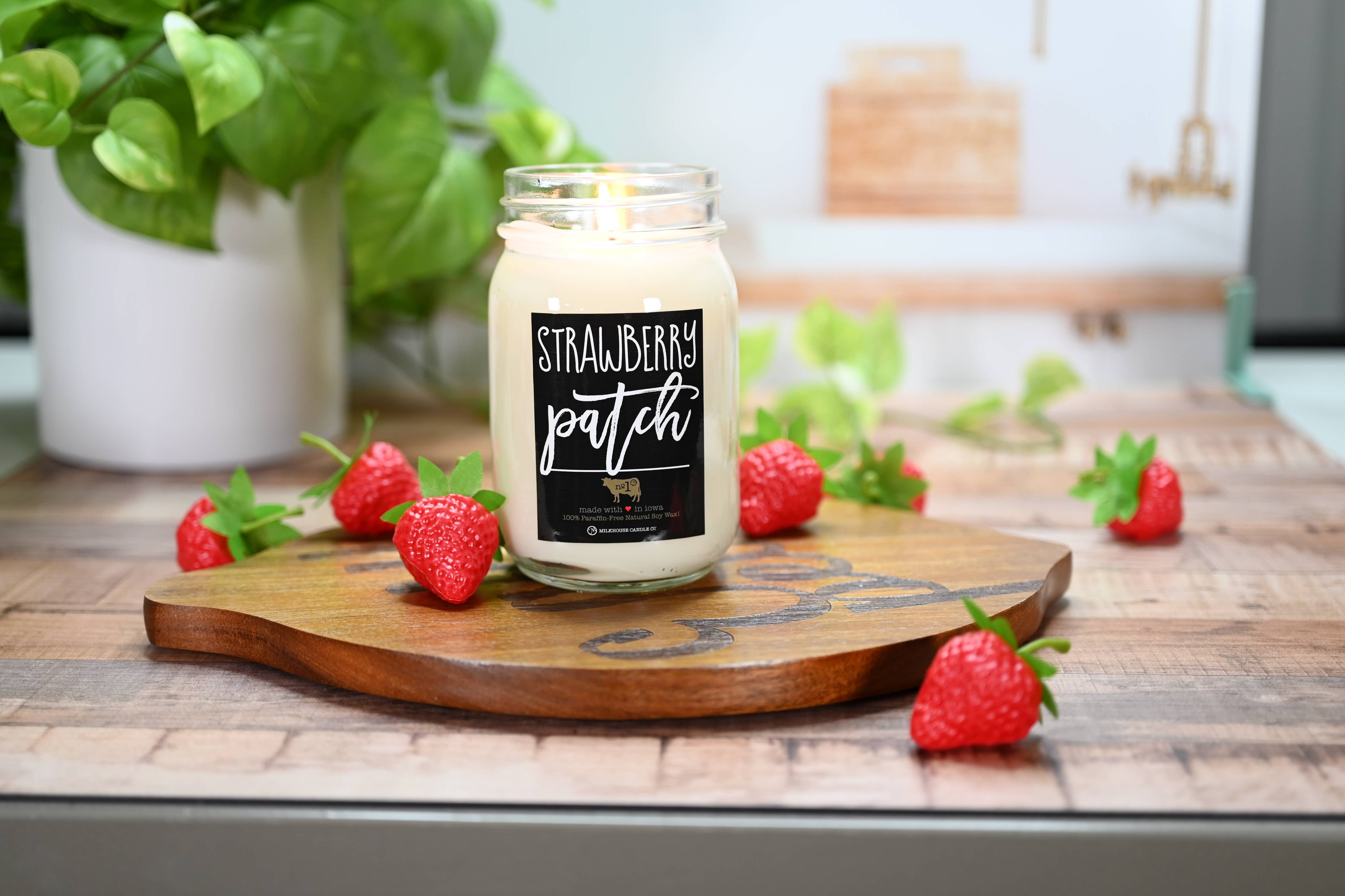 Milkhouse Candle Company - Wholesale Jar/Filled Candle - 13 oz Mason Jar Candle: Strawberry Patch1