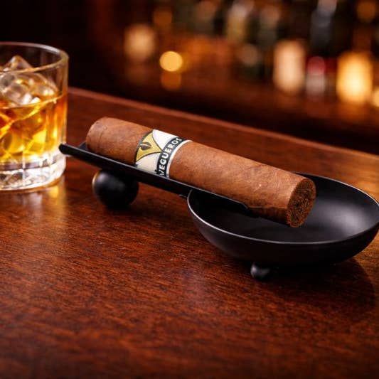 BeyBerk International – Cinzeiro por atacado – Cinzeiro para Charuto em Aço Inoxidável com Acabamento Preto3