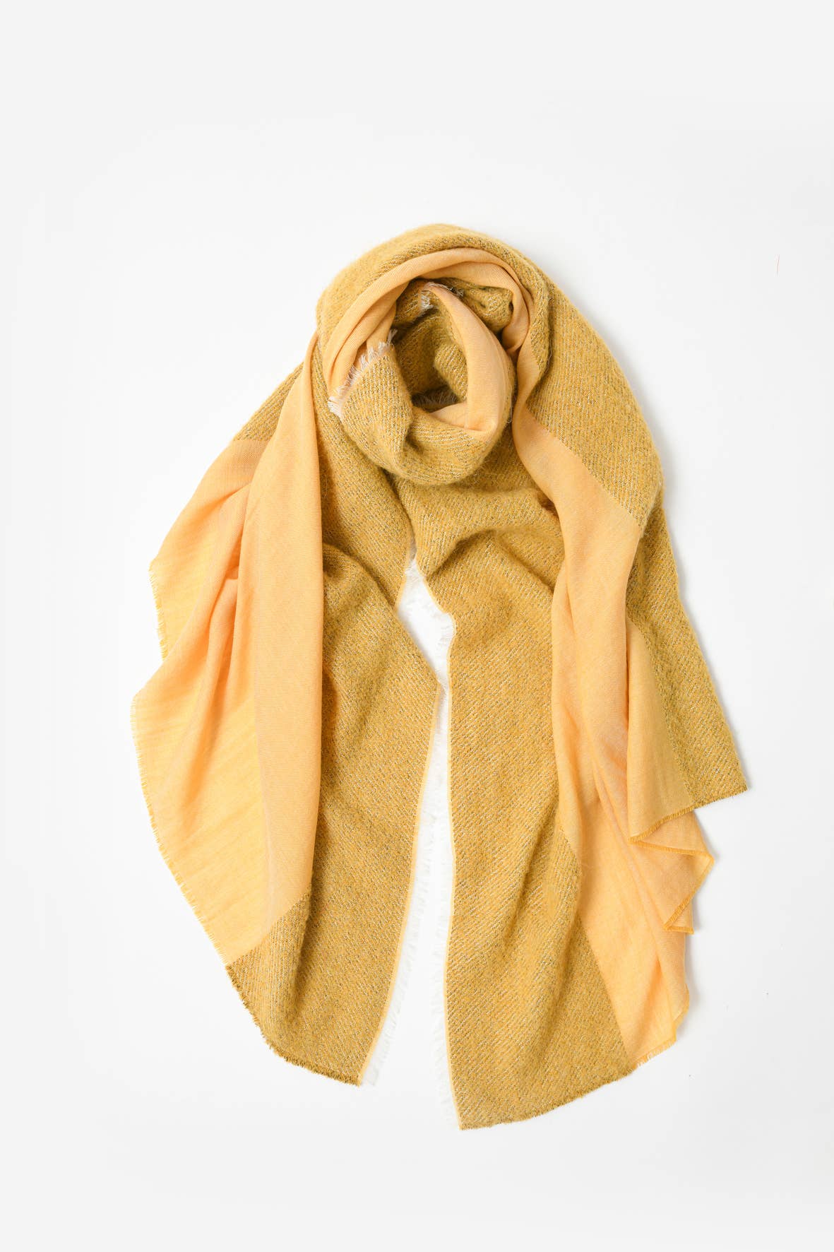 Abstract - Wholesale Scarf - Women's - Wool blend scarf with bouclé details4