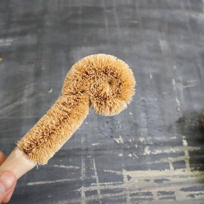 Plantish - Wholesale Cleaning Brush - Coconut Bottle Brush