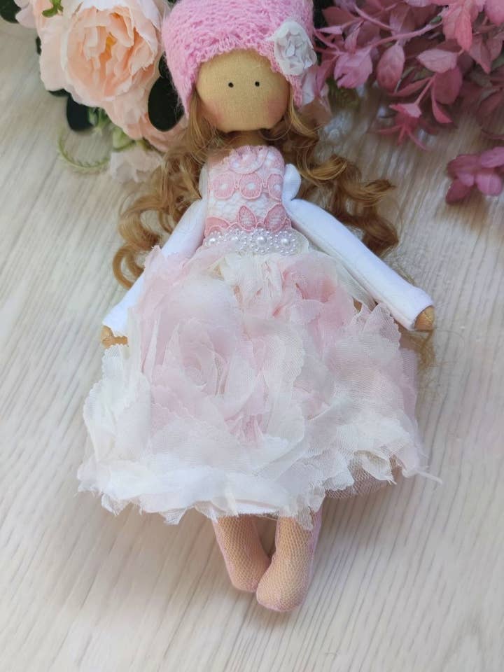 Håndlavet dukke, tøjdukke, stofdukke, tekstildukke, tekstildukke for engroshandel hos ChernikovaNataliya