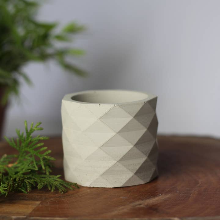 Pine Creek Soapworks - Wholesale Plant Pot - Concrete Vessel2