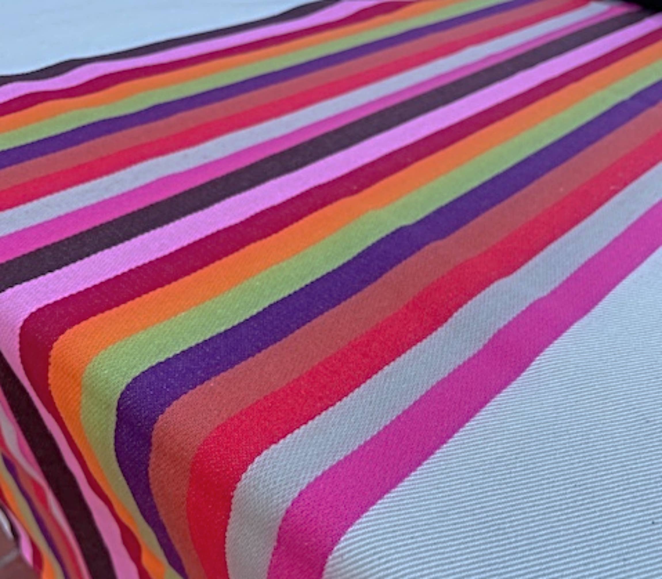 La Maisonnette - Wholesale Tablecloth - French Tablecloth Basque Stripe