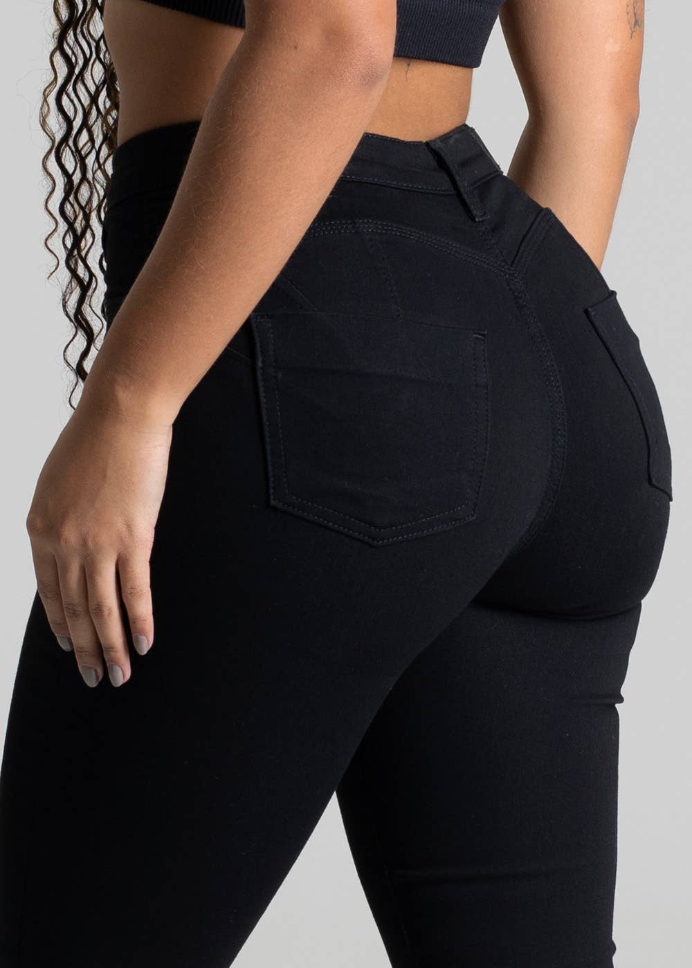 Sawary Jeans - Wholesale Jeans - Women's - Sawary Butt-Shaping Curve-Enhancing Jeans






6