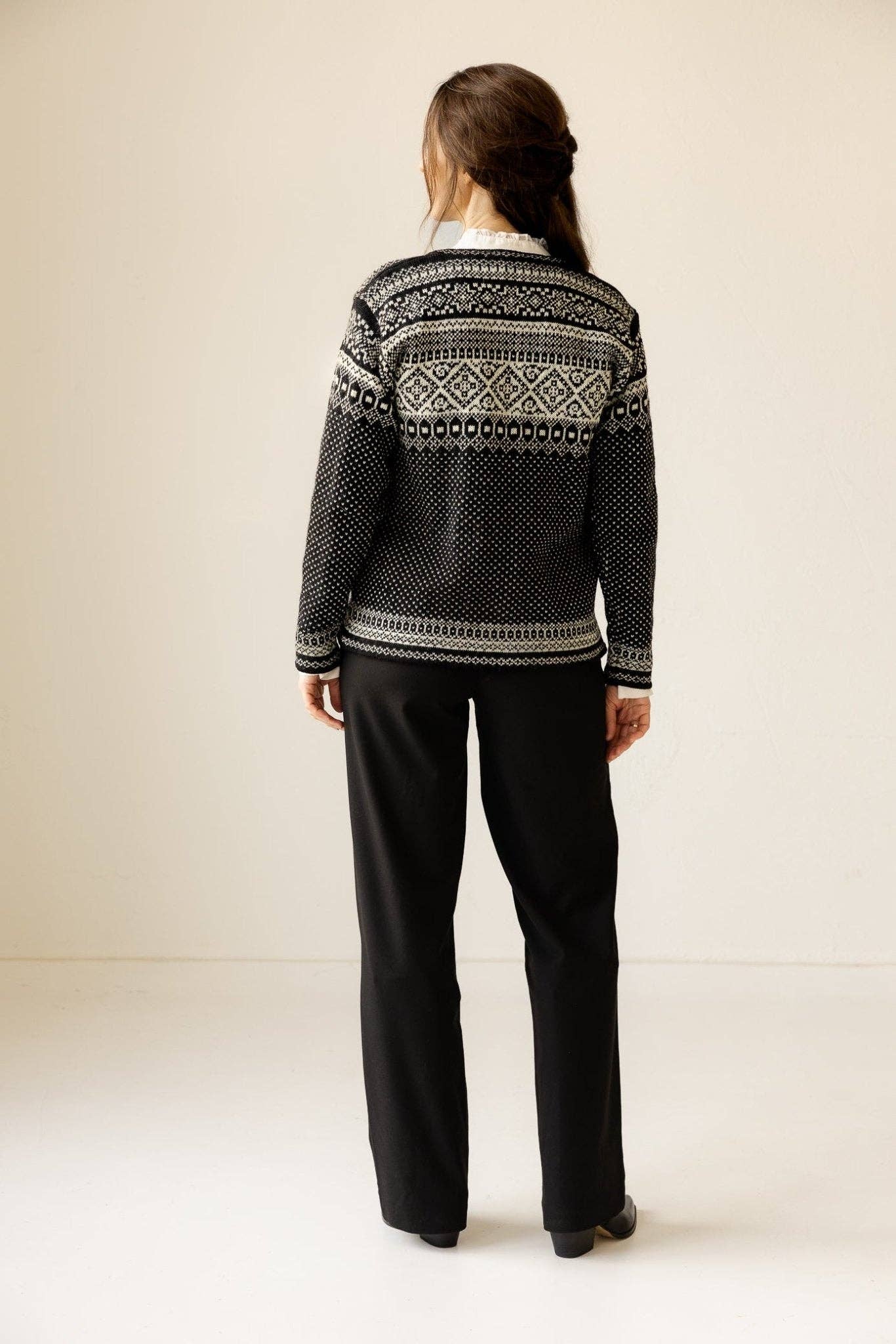 Susan Fosse AS - Wholesale Cardigan - Women's - Nordnes Women's Cardigan7