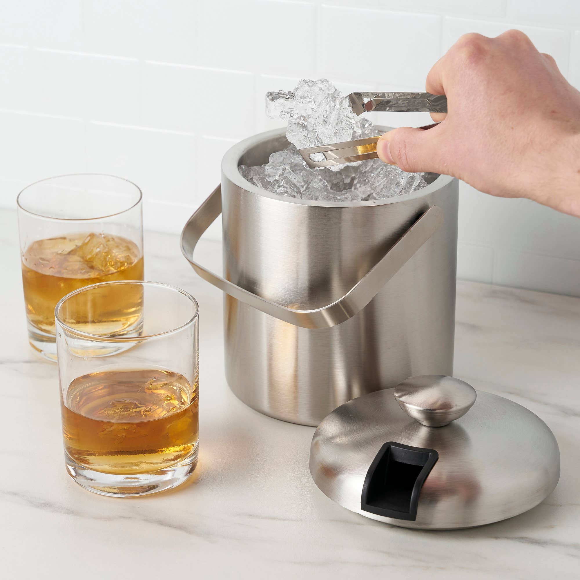 TRUE - Wholesale Ice Bucket - Insulated Stainless Steel Handled Ice Bucket w Lid and Tongs2