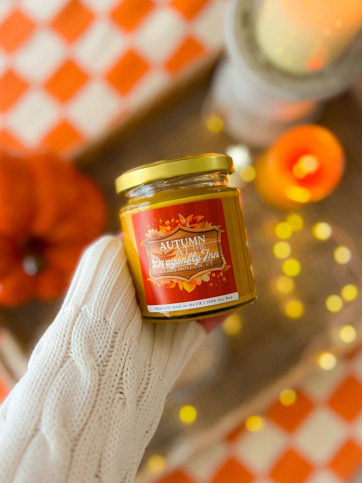 Autumn at the Dragonfly Candle | Gilmore Inspired Autumn for wholesale by Walts Waxes