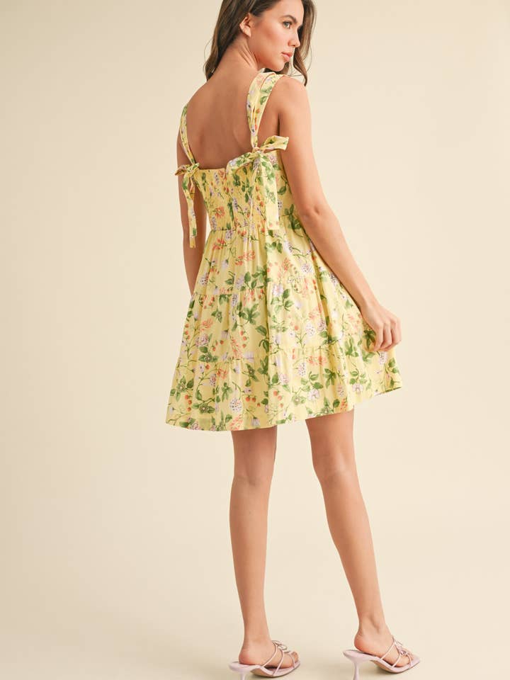 &MERCI - Vente Robe – femme - ROBE COURTE À VOLANTS FLORAUX AVEC BRETELLES À NOUER MDR380818