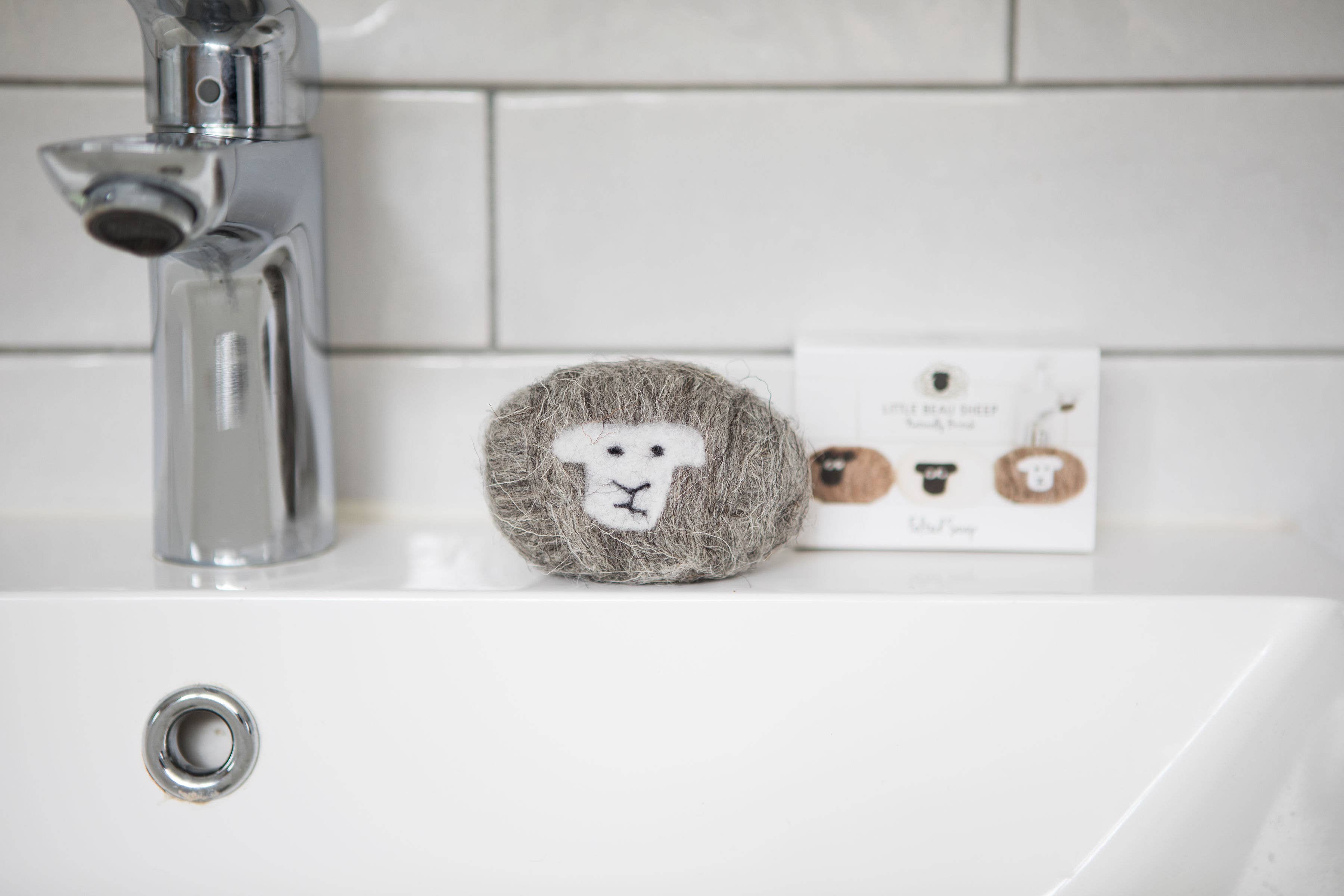 LITTLE BEAU SHEEP - Vente Pains de savon - Savon feutré Herdwick Sheep - Little Beau Sheep1