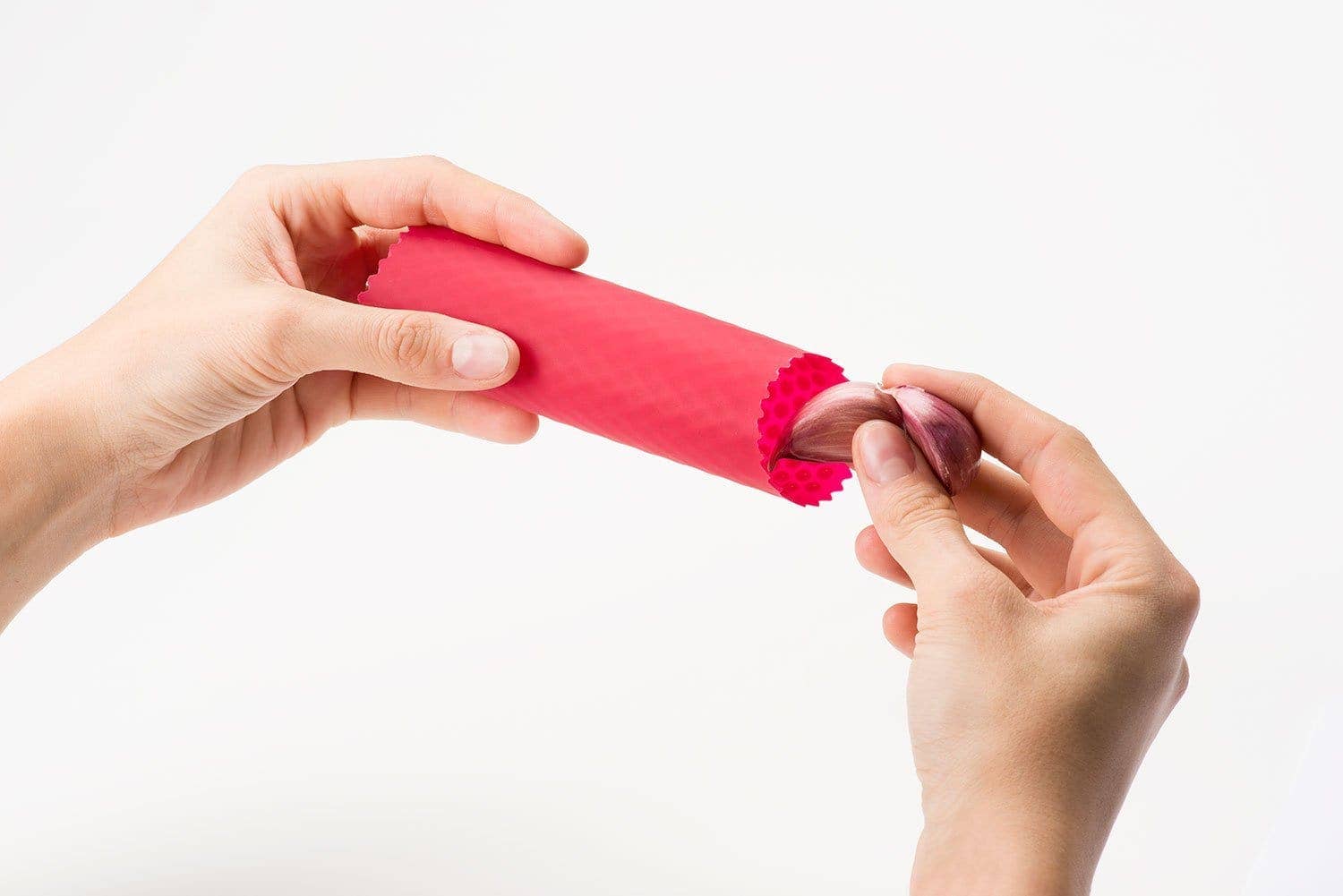 DKHB [Zyliss, Cole & Mason, Swissmar, AdHoc, Ken Hom] - Wholesale Peeler - Zyliss Garlic Peeler1