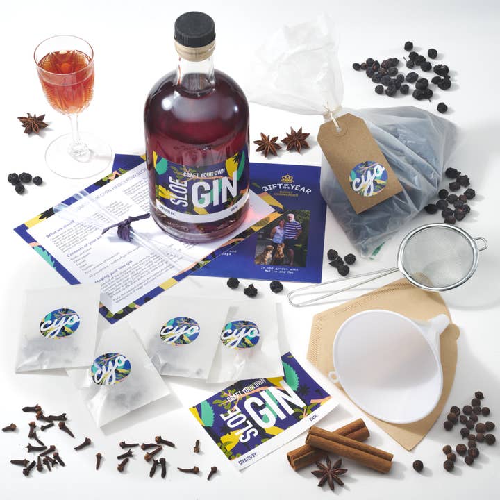 Craft Your Own - Wholesale DIY Drink Kit - Make Your Own Sloe Gin - The Hedgerow Blend No 3