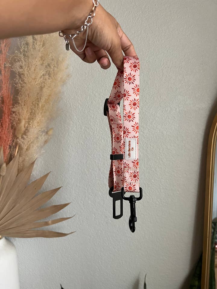 'Fiona' - Dog Seatbelt for wholesale by LiZo Bandana Co