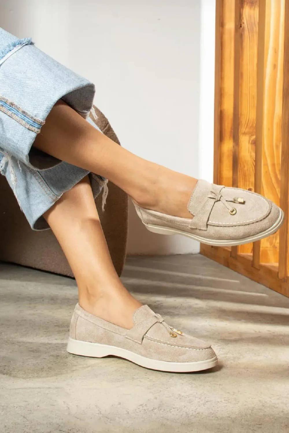 No Doubt Shoes – wholesale Low heels – Women′s – SUEDE SUMMER DESIGNER LOAFERS SHOES MOCCASINS2