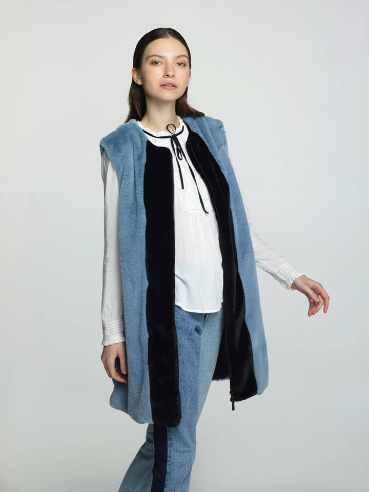 Carla Azzurra per la vendita all'ingrosso da parte di Amanda Baldan