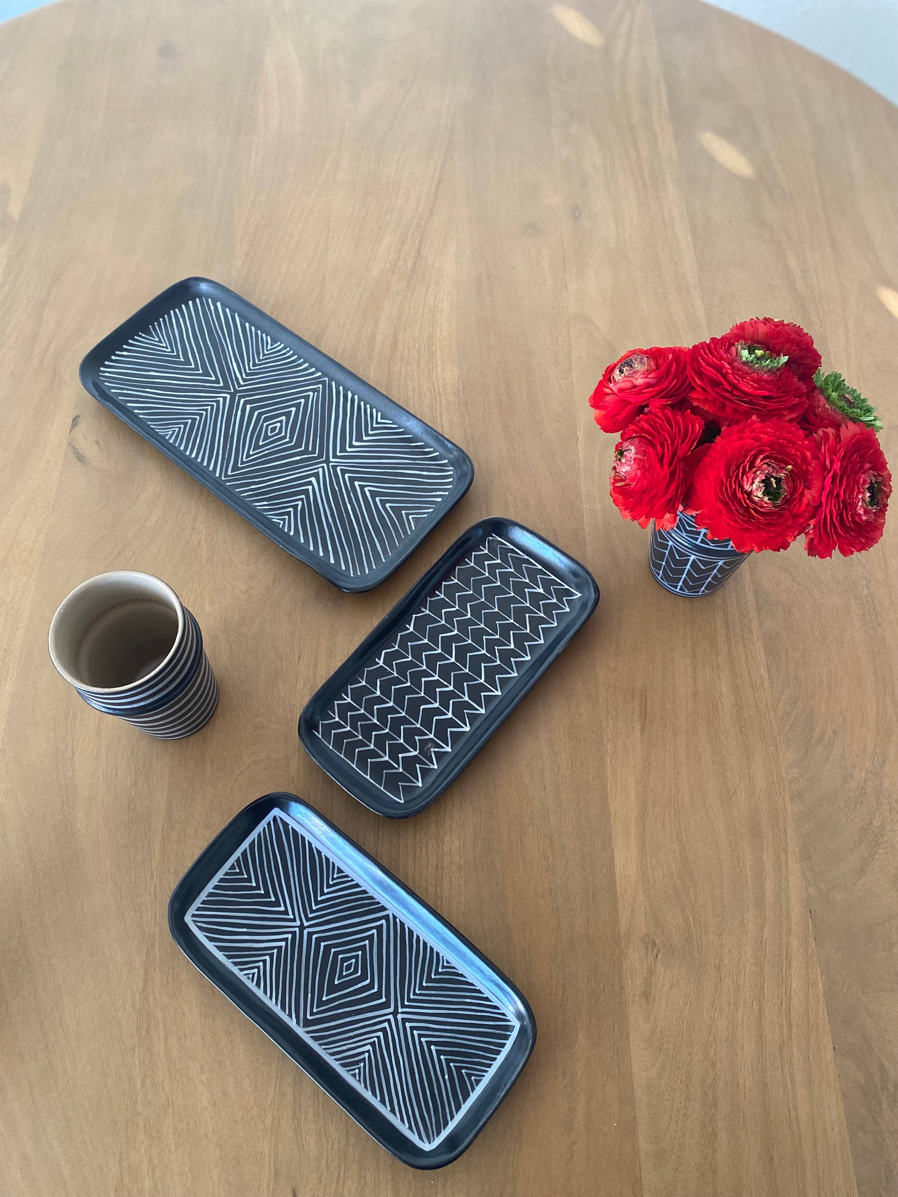 atelierBOEMIA - Wholesale Drinking Glass/Cup - GRAPHIC Beldi porcelain cups - set of 44