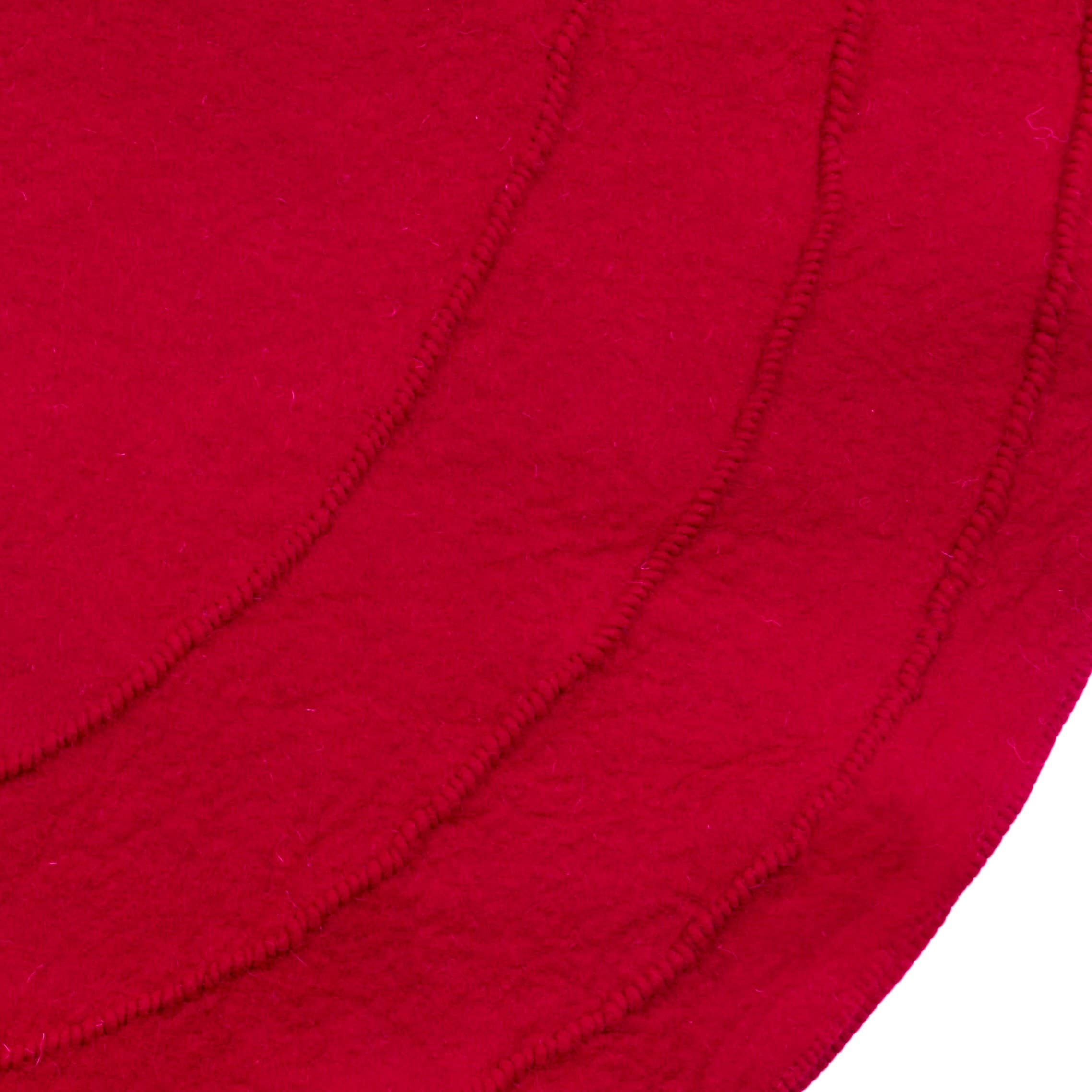 Arcadia Home - Wholesale Tree Skirt - Poinsettia Closure Tree Skirt - Red2