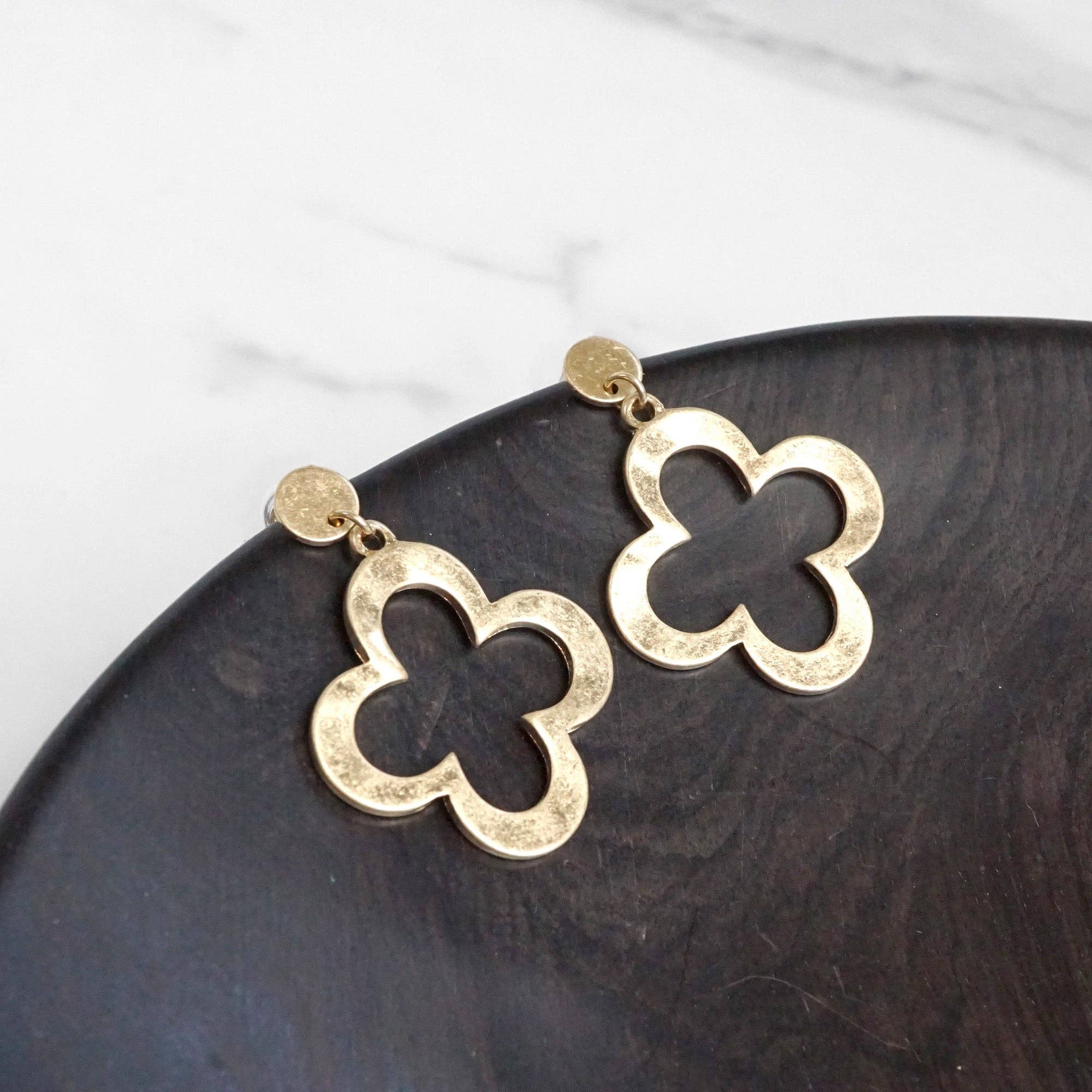 PennyLine inc - Wholesale Dangle Earrings - Clover Hammered Distressed Drop Earrings - Gold & Silver Tones0