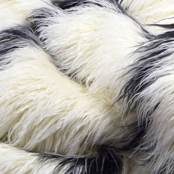 The Eurobaby Company - Wholesale Area Rug - LUZIO Diamond Tibet Vegan Faux Fur Rug 27.5x47.21