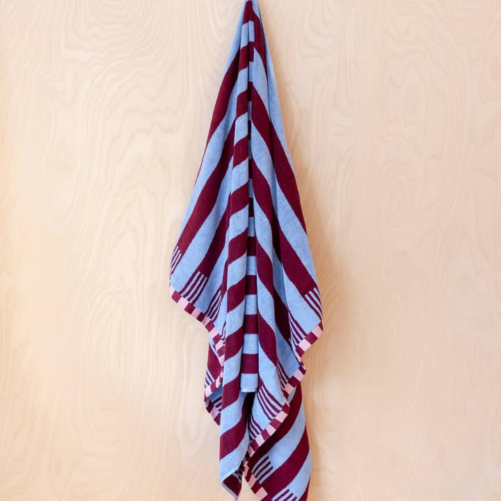 TBCo - Wholesale Bath Towel - Cotton Towels in Blue Stripe