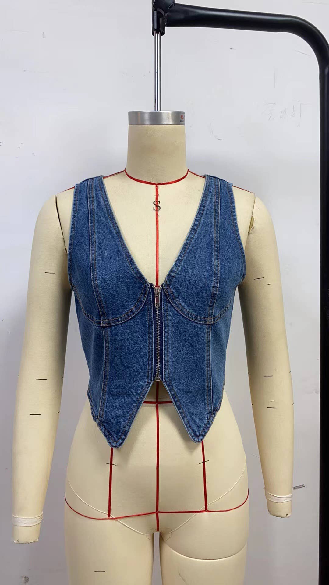 Hope & Sunshine - Wholesale Outerwear Vest - Women's - Sleeveless V-Neck Denim Vest4