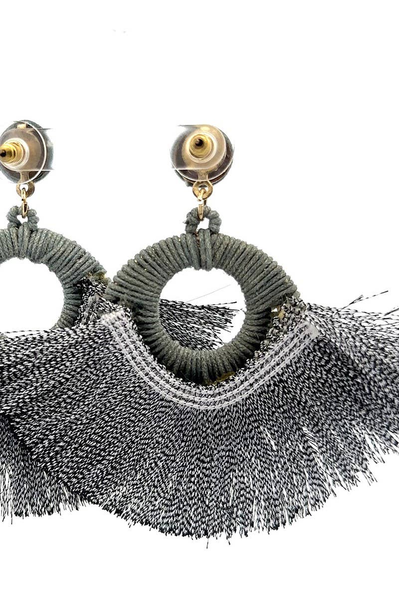 Urbanista Outlet - Wholesale Dangle Earrings - Stylish Tassel Dangle Earrings1