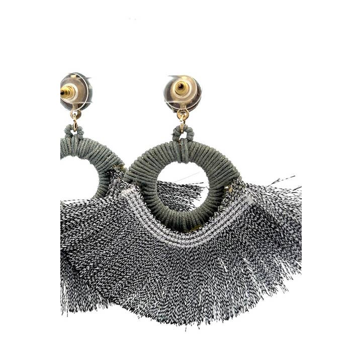 Urbanista Outlet - Wholesale Dangle Earrings - Stylish Tassel Dangle Earrings1