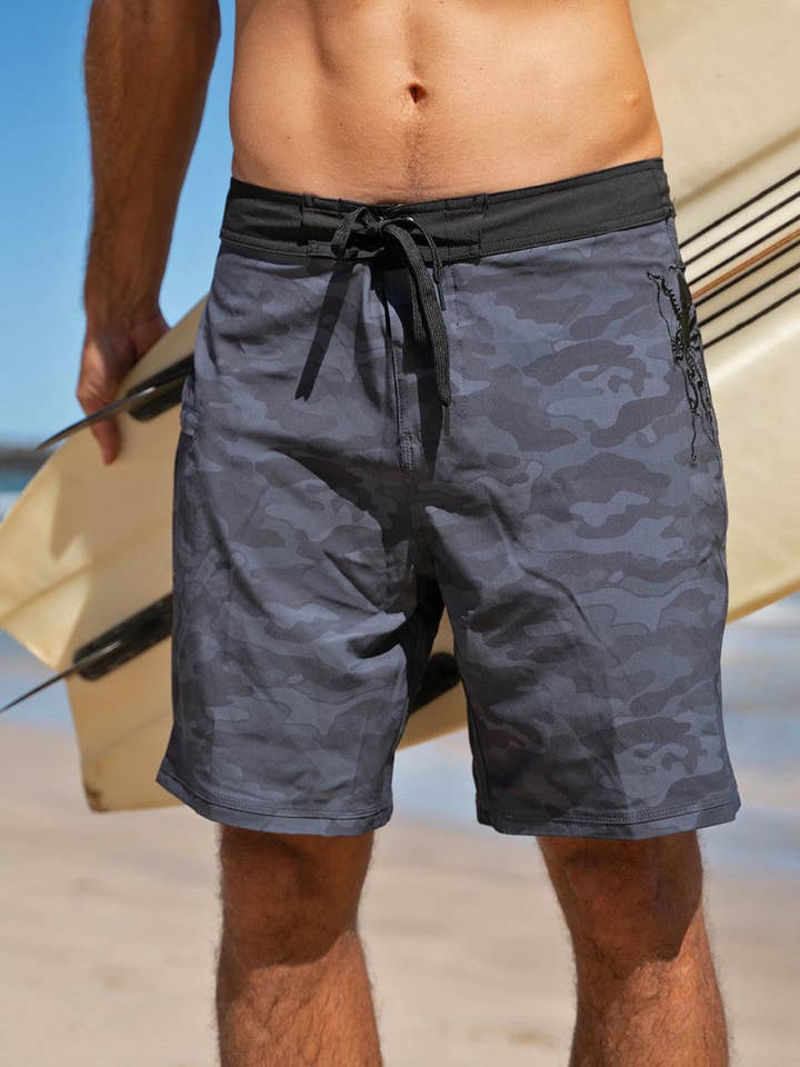 Maui Rippers - Wholesale Swim Shorts - Men's - Midnight Camo 19" Stretch Boardshort