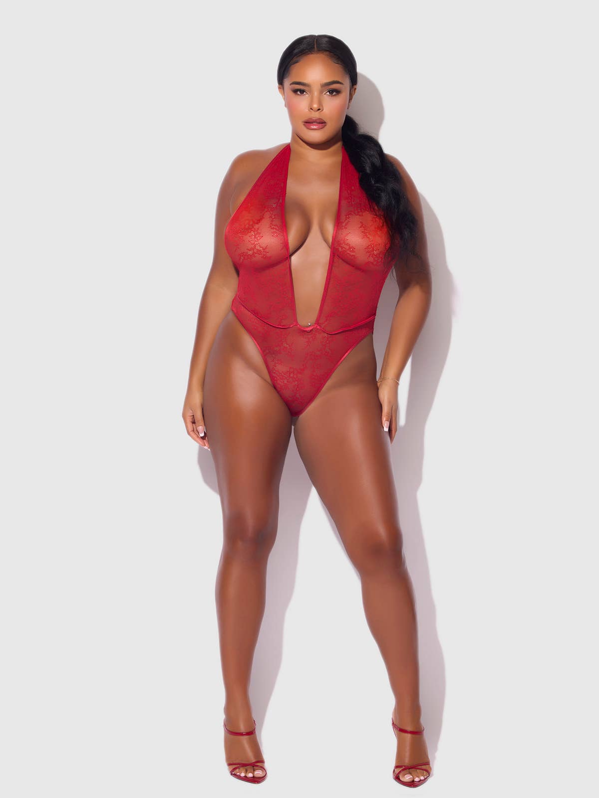 House of Desire – Engroshandel Bodysuit undertøj - Dame – Kiki Blonde Halter Teddy med dyb udskæring11