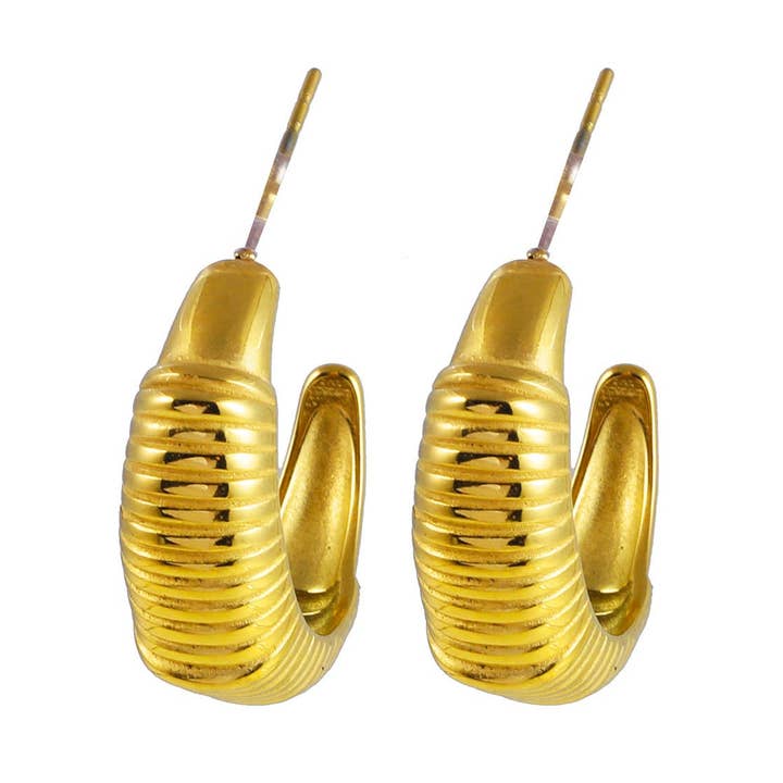 Créoles géométriques DOLCEDA d'inspiration Art Déco en or pour la vente par HACKNEY NINE