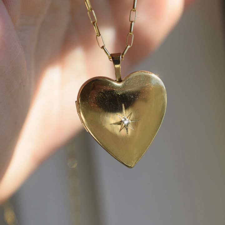 La Kaiser - Wholesale Locket Necklace - 14kt Gold Filled Heart of Gold Locket