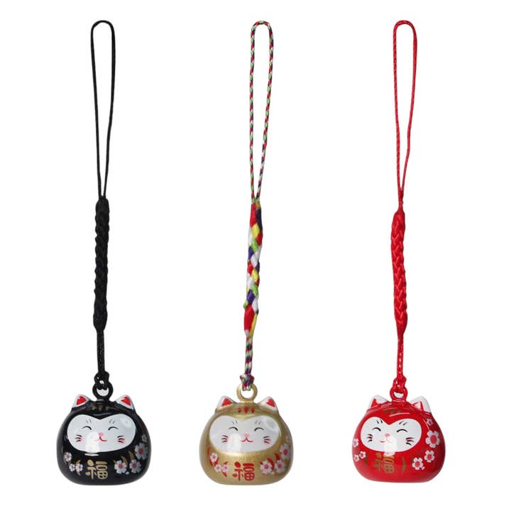 Urban Tokyo - Vendita all'ingrosso Campane - Confezione da 3 pezzi 4"L Daruma Gatto Netsuke Campanella Ciondolo (1/180)