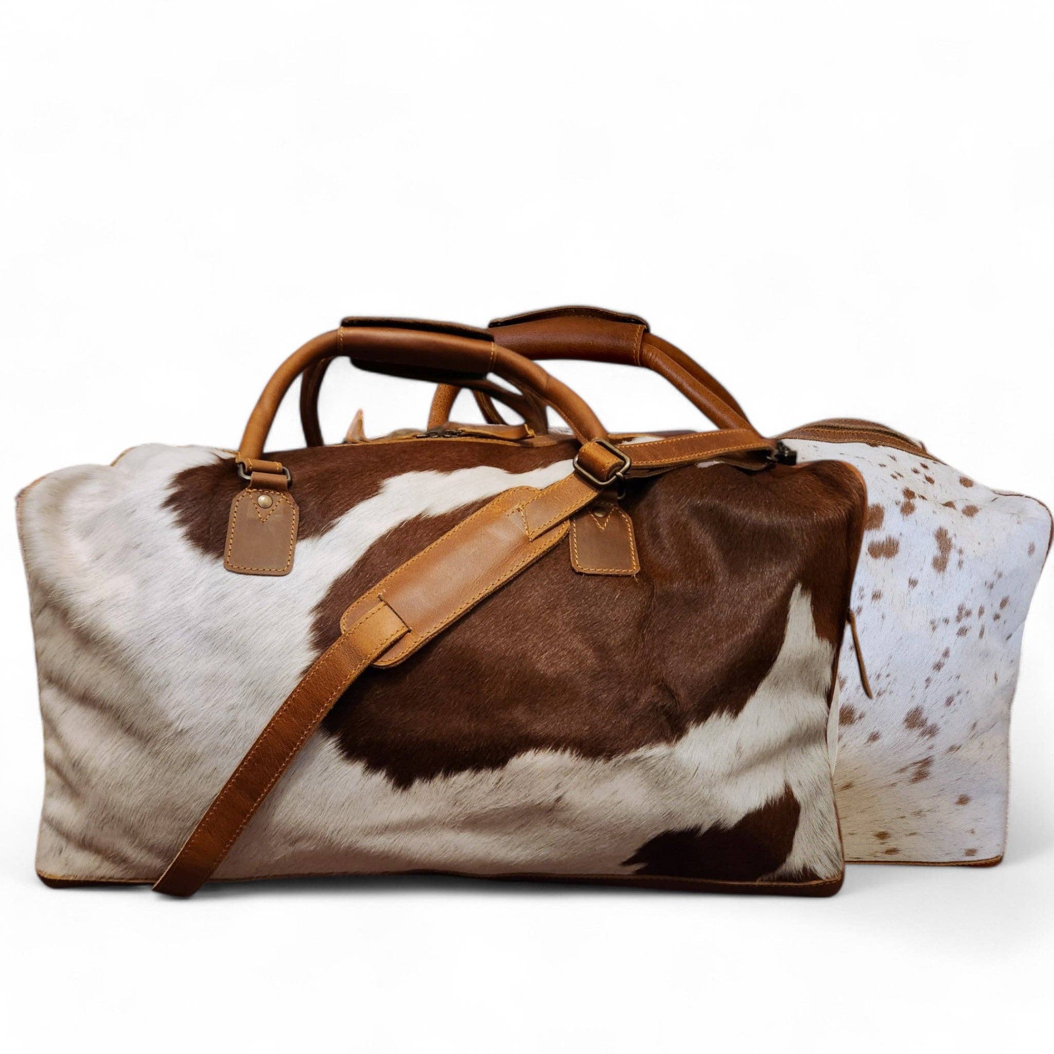 Ranch Junkie - Wholesale Weekender Bag - Unisex - Genuine Cowhide Duffel Bag The Highlands Saddle Large Cowhide Duffel1
