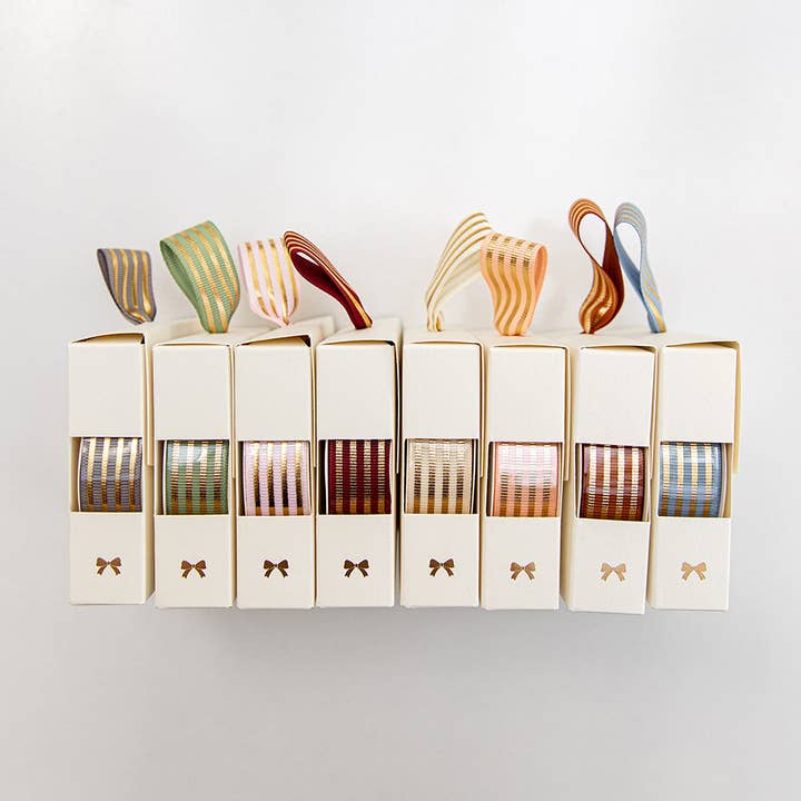 Bespoke Letterpress - Venta al por mayor Cintas - Envoltorio de regalos - Cinta laminada a rayas de color rojo dorado, 10 metros7