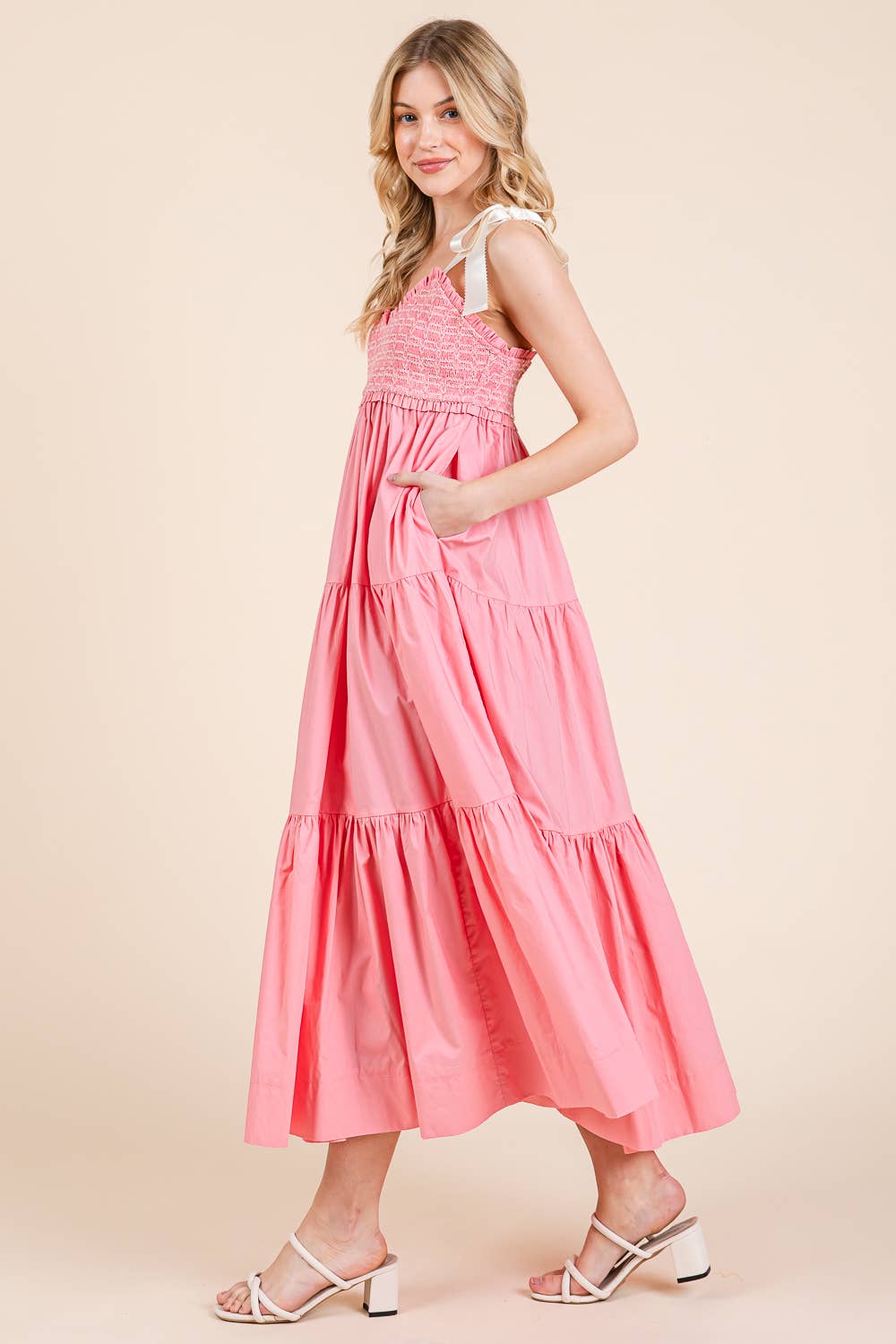 GeeGee x Lovelo - Vendita all'ingrosso Vestito - Donna - Abito midi plissettato a balze taglie comode, MD51552PL1