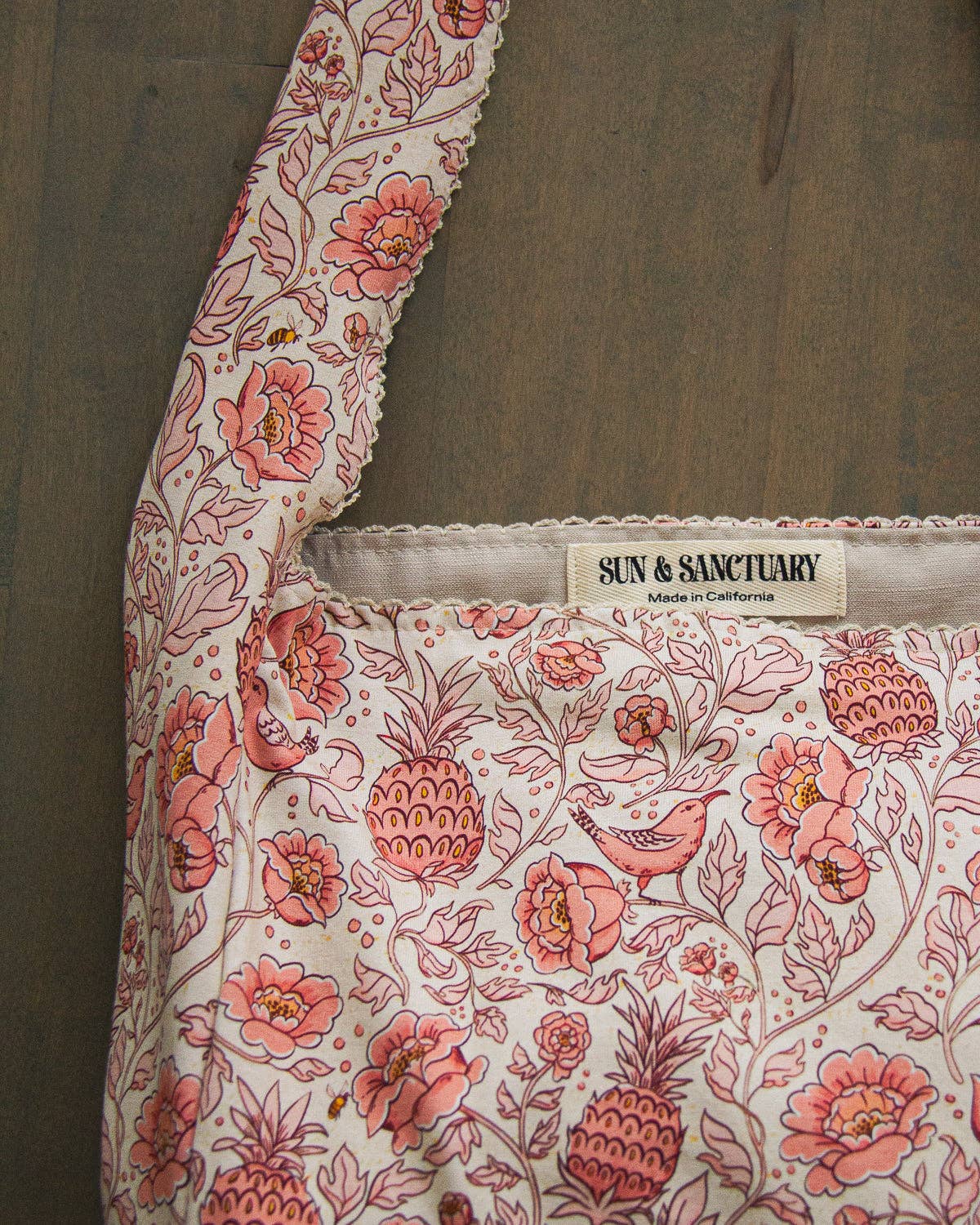 Sun & Sanctuary - Wholesale Tote Bag - Women's - The Solvang Tote Bag in Pink Pineapples1